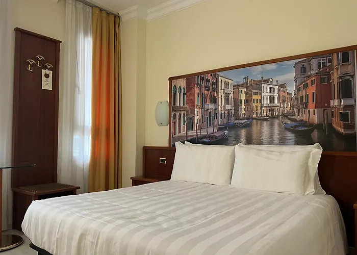 Hotel President